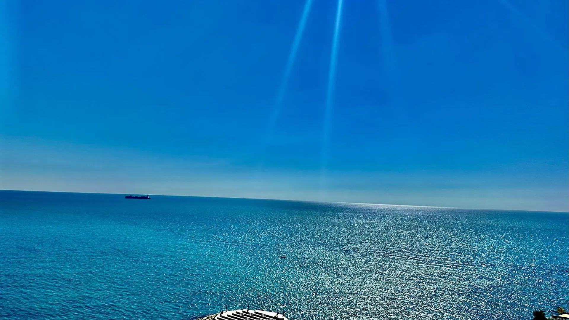 شقة The Seafront Loft Durres Sea View